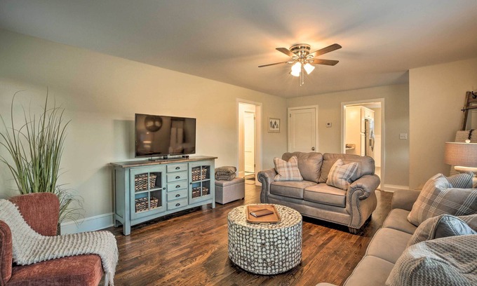 Athens House | Idyllic Getaway w/Deck ~ 4 Mi to Dtwn Athens
