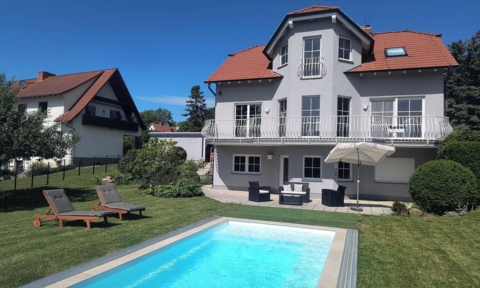 Rohda Apartment | Idyllic location in the south of Erfurt
