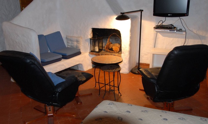 Olmeto House | Idyllically situated house in the style of a Corsican bergerie