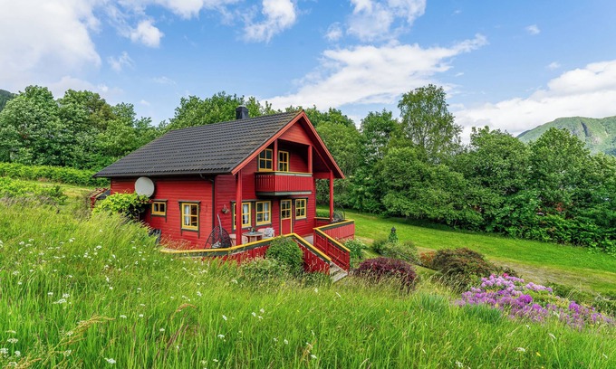 Volda House | Idyllische Hütte am Dalsfjord