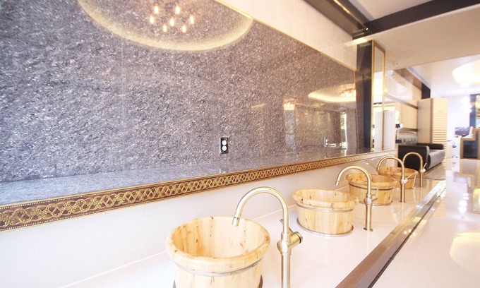 Songman Hotel | Iksan Yegrina