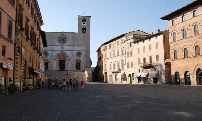 Collevalenza Apartment | Il Focolare
