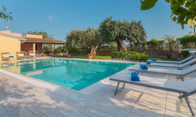 Ispica Villa | Il Giardino Dei Limoni 8, Emma Villas