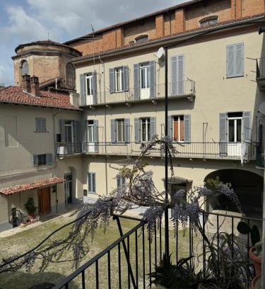 Alessandria Apartment | il glicine guest house