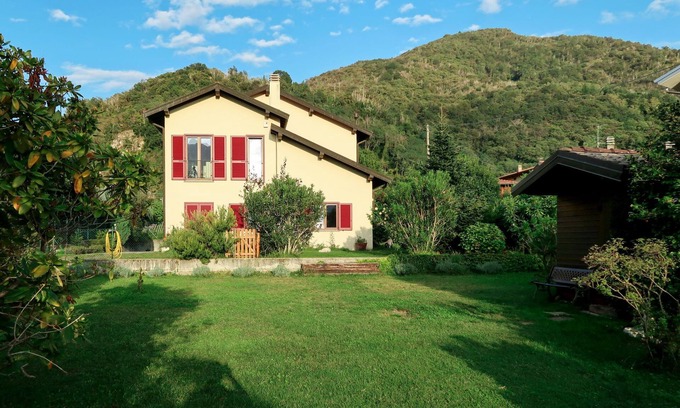 Maccagno Apartment | Il Ciliegio by Interhome