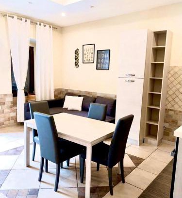 Portici Apartment | Il Vicoletto Portici