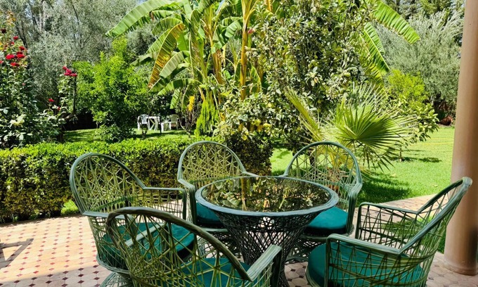 Sidi Abdallah Ghiat Villa | Ilafe Farmhouse, Villa Avec Piscine Chauffée Privée et Jacuzzi Pour Familles