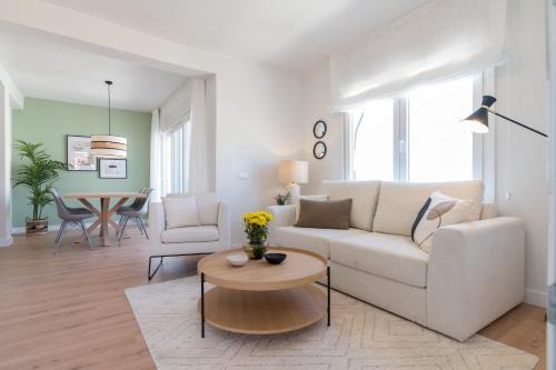 La Goleta Apartment | iloftmalaga Mariscal