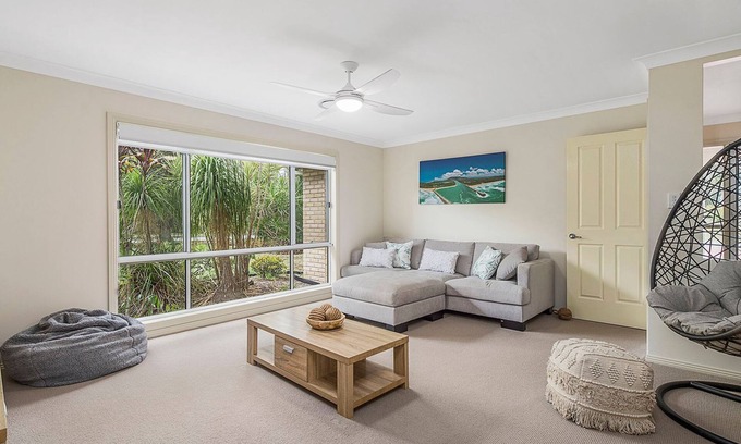Dunbogan House | Iluka Breeze - Holiday Oasis