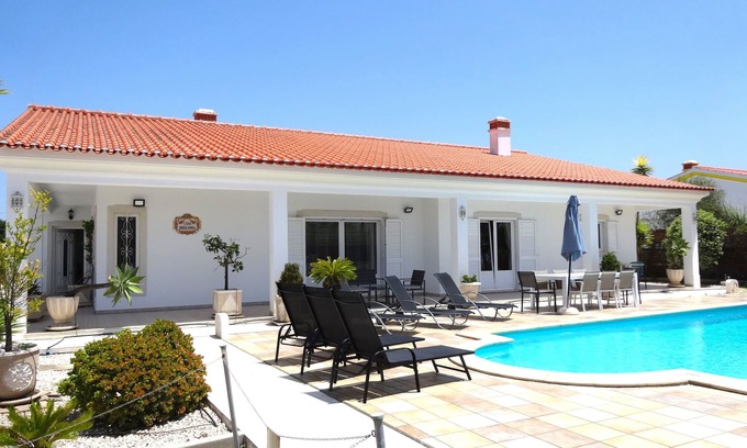 Aljezur Villa | IMMACULATE VILLA WITH 4 BEDROOMS AND POOL