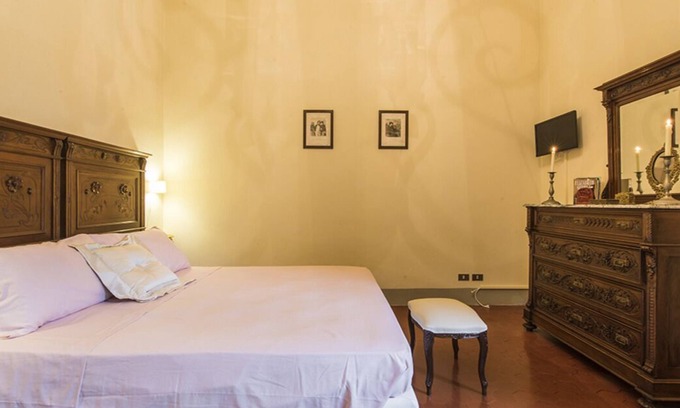 Lastra a Signa Villa | Immersed in the Heart of the Tuscan countryside, in the luxury of yesteryear