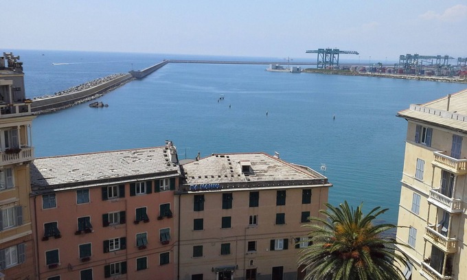 Pegli Condo | Impassable view on the sea