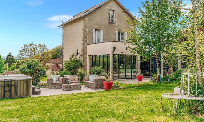 Chabanais House | In a quiet and green location, this spacious and comfortable vacation home welcomes you.