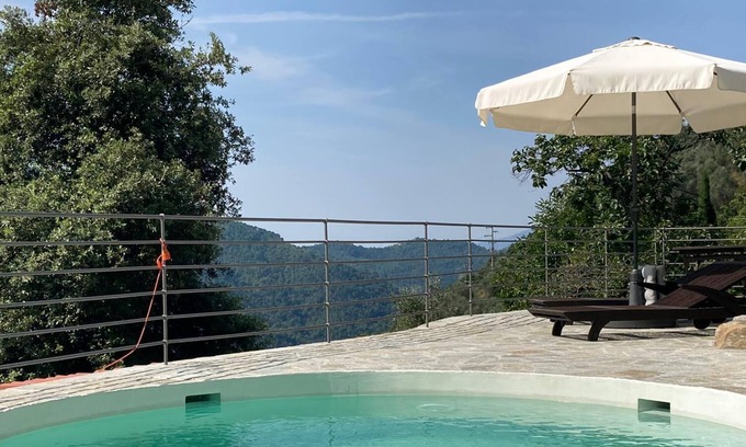 Castel Vittorio House | In "Casa Dei Fiori" fully enjoy the peace, privacy, space and nature.