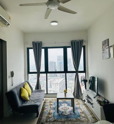 Pudu Apartment | In"Continew" Amazing Studio With Kitchen & Living Room