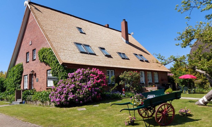 Duhnen Apartment | In the cosiness of an old thatched farmhouse from 1746