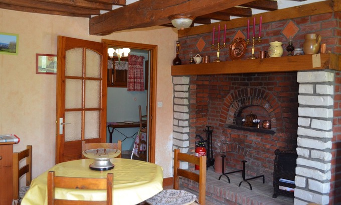 Bures-en-Bray Cottage | In the countryside and 30 minutes from the sea