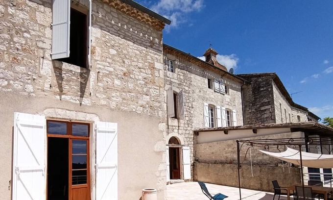 Castelnau-Montratier-Sainte-Alauzie House | In the heart of a Bastide