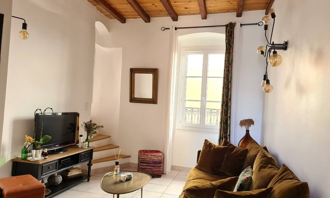Calvi House | In the heart of Calvi, duplex between the pedestrian street and the port