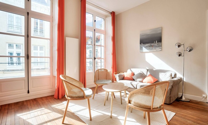 Graslin - Commerce Apartment | In the heart of the Graslin district, flat for 3