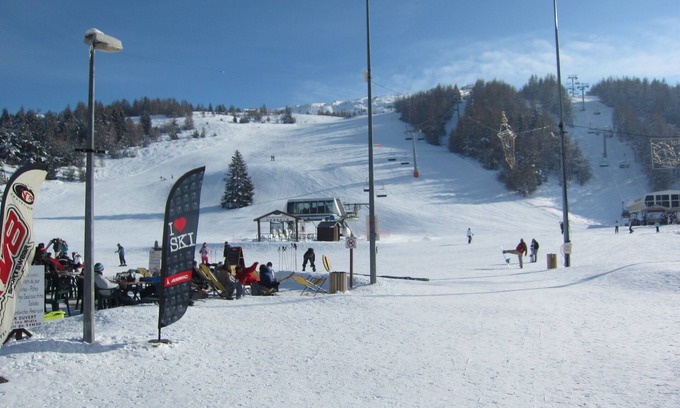 La Joue du Loup Apartment | IN THE MASSIF OF DEVOLUY, FLAT COMFORTABLE WITH BALCONY