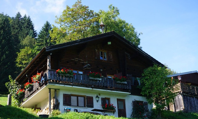 Schwarzenberg Apartment | In the middle of the Bödele skiing and hiking area