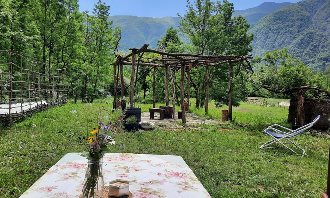 Zaga Bed & Breakfast | In the middle of nature, an oasis of peacen