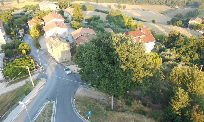 Monte San Pietrangeli Apartment | IN THE SHADOW OF THREE GIANTS 2