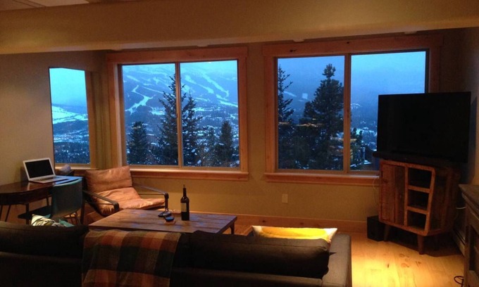 Baldy Mountain Apartment | Incredible Views! Updated Apt. overlooking all of Breckenridge