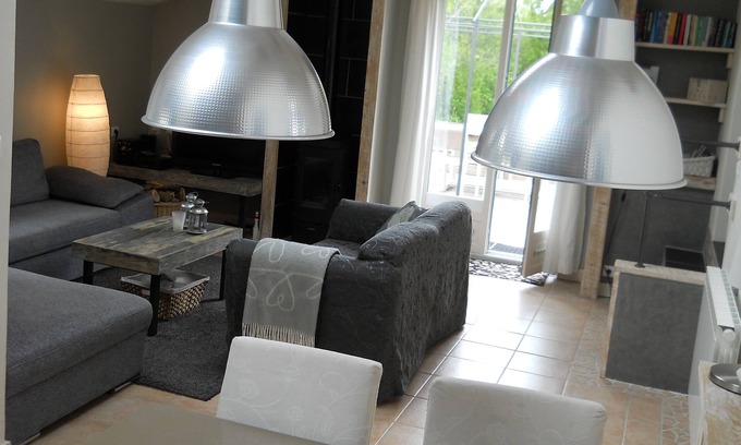 Egliseneuve-d'Entraigues Cottage | Independent cottage, very comfortable, wifi, Sancy near Super Besse