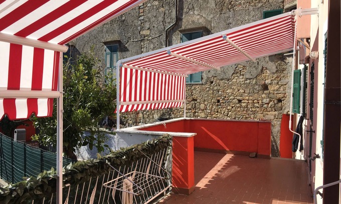 Follo Apartment | INDEPENDENT APARTMENT FOR 5 PEOPLE IN THE HILLS A FEW KILOMETERS FROM LERICI