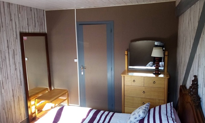 Neuilly Apartment | INDEPENDENT APARTMENT in Garennes s/Eure at HAVRE DE PAIX - 3/4 pers