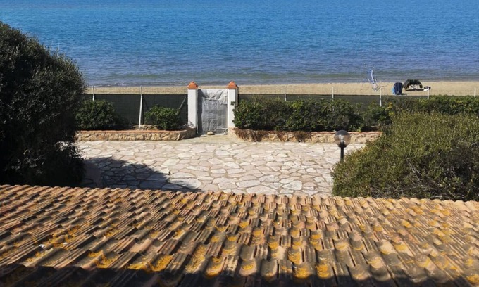 Saline Sadun Villa | Independent villa with access to the sea - Giannella