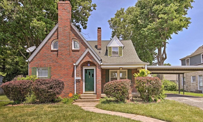 Speedway House | Indianapolis Vacation Rental - Walk to the IMS!