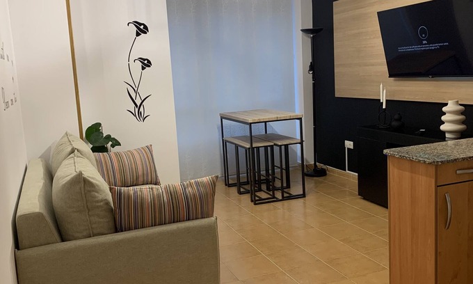 Viveiro Apartment | Indiano's Mansion. Apartment in tourist area 10 minutes from the beach.