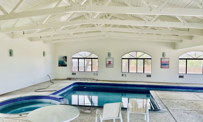Victorville Villa | INDOOR SWIMMING POOL AND VERY SPACIOUS AND LUXURY