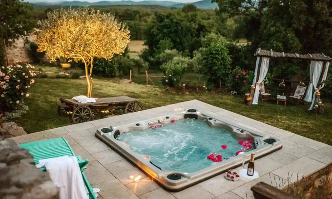 Sezana House | Indulge in Timeless Luxury with Self-Catered Elegance at Château Asa