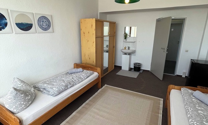Gispersleben-Viti Hotel | Inexpensive, clean, safe! Accommodation for craftsmen and fitters