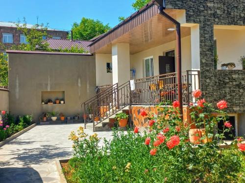 Vanadzor Bed & Breakfast | Inexpensive house