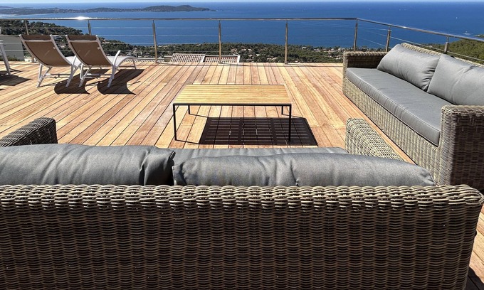 Carqueiranne Villa | Infinity Sea Villa – Heated lap pool 32 °C year-round – Sun & total serenity