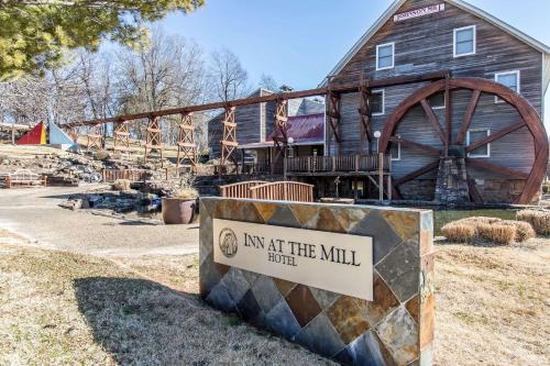 Johnson Hotel | Inn at the Mill, an Ascend Collection Hotel