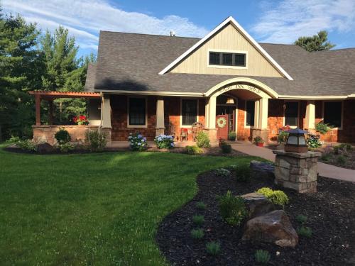 Schofield Bed & Breakfast | Inn at the River