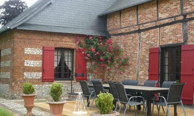 Bosc-Roger-sur-Buchy House | Inn Bois-Hérout, 6 bedrooms, 12 people