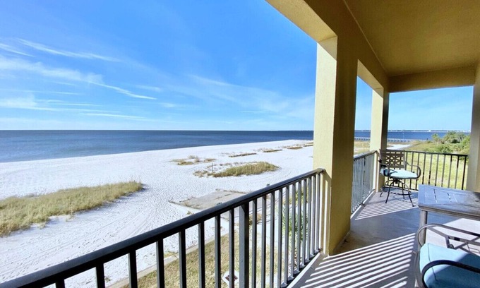 Henderson Point Condo | Inn by the Sea Unit 121