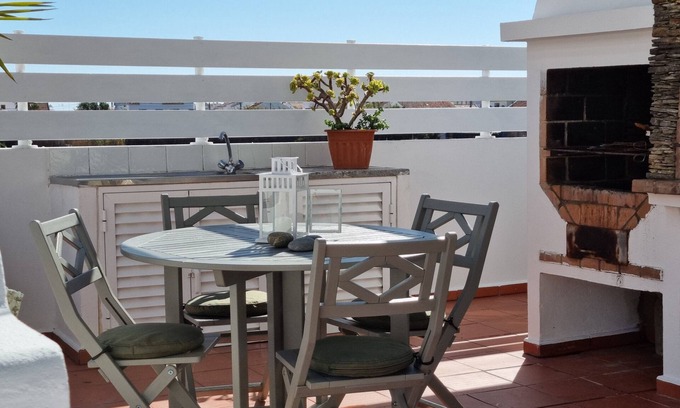 Vila Nova de Milfontes Apartment | Inn Comenda House with terrace