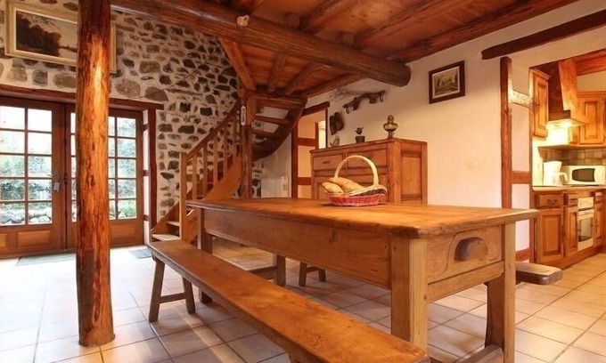 Saint-Julien-des-Chazes House | Inn Saint-Julien-des-Chazes, 3 bedrooms, 8 people