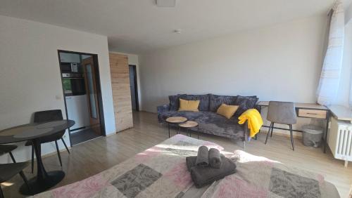 Waggershausen Apartment | InnJoy!