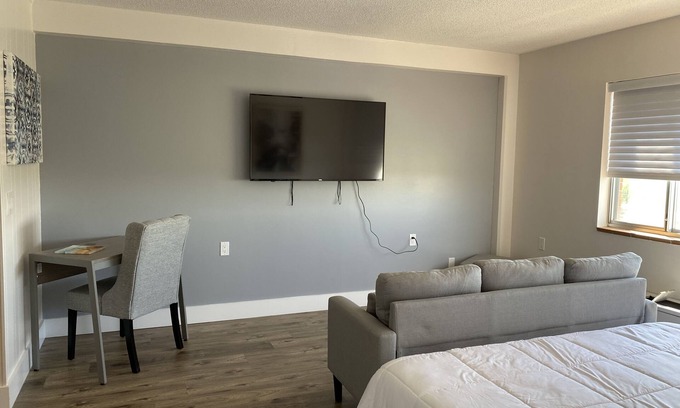 Gadsden Apartment | Innovative Studio Apartment
