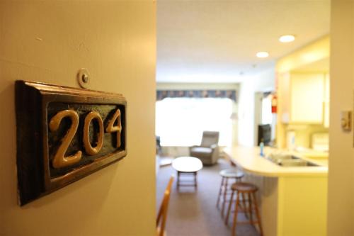 Waterville Valley House | Inns of WV 204