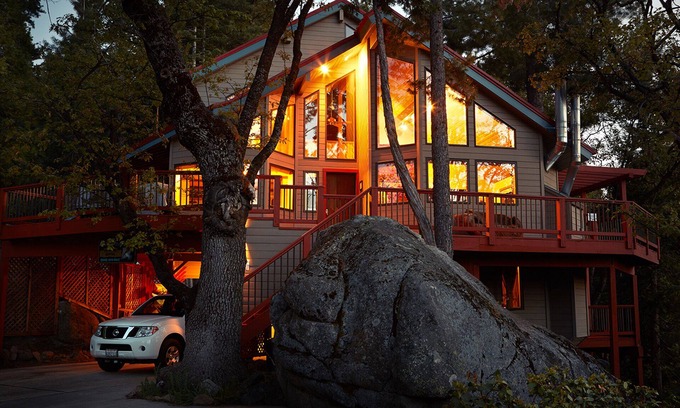 Yosemite West Apartment | Inside Yosemite N.P. Gates!, Our Cozy Rooms Are Minutes From Valley Attractions